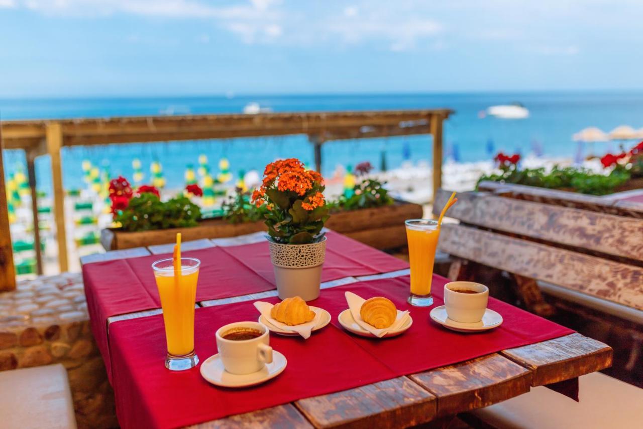 Hotel Savojo Petrovac Exterior foto
