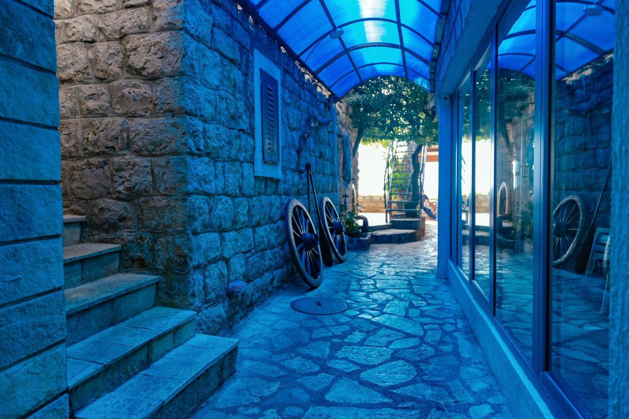 Hotel Savojo Petrovac Habitación foto