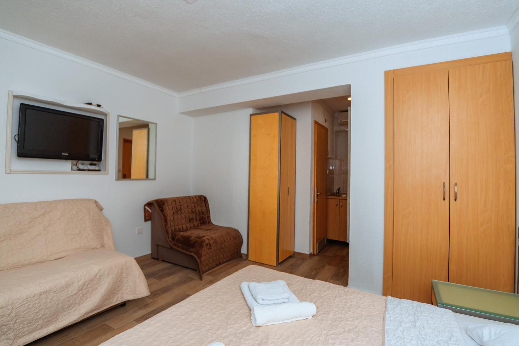 Hotel Savojo Petrovac Habitación foto