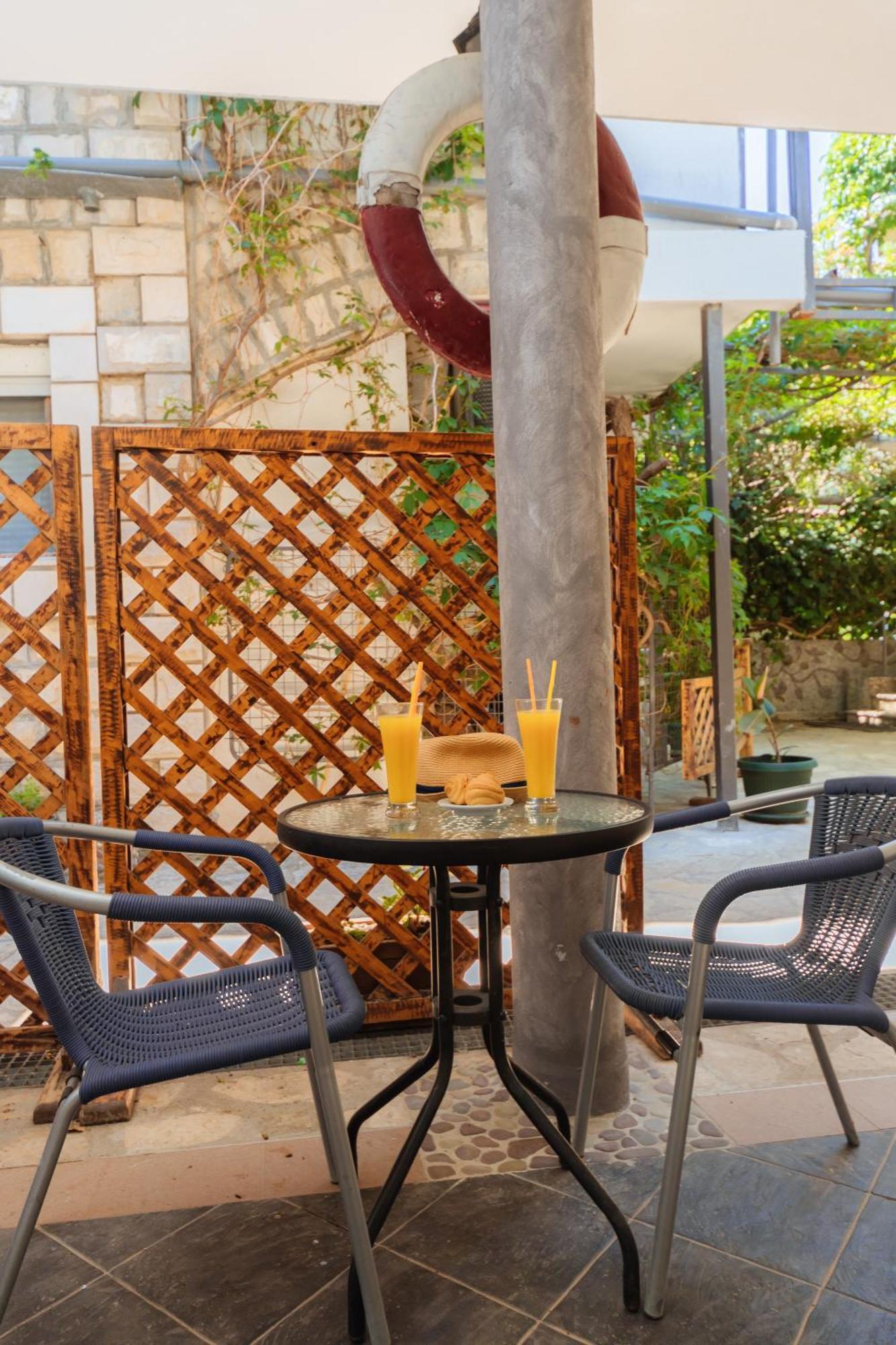 Hotel Savojo Petrovac Exterior foto